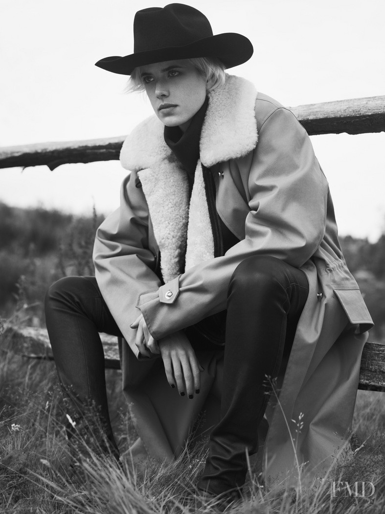 Agyness Deyn featured in Great Deyn, December 2011