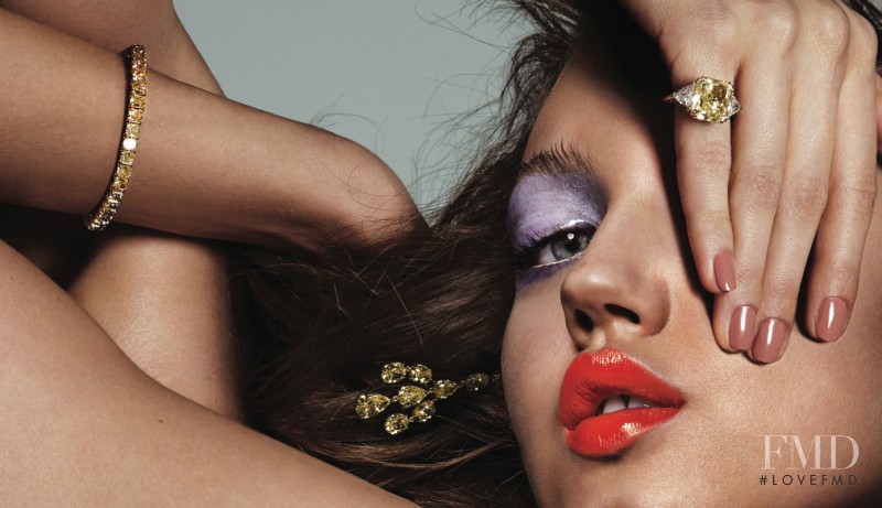 Lindsey Wixson featured in Square Cut & Pear Cut, September 2015