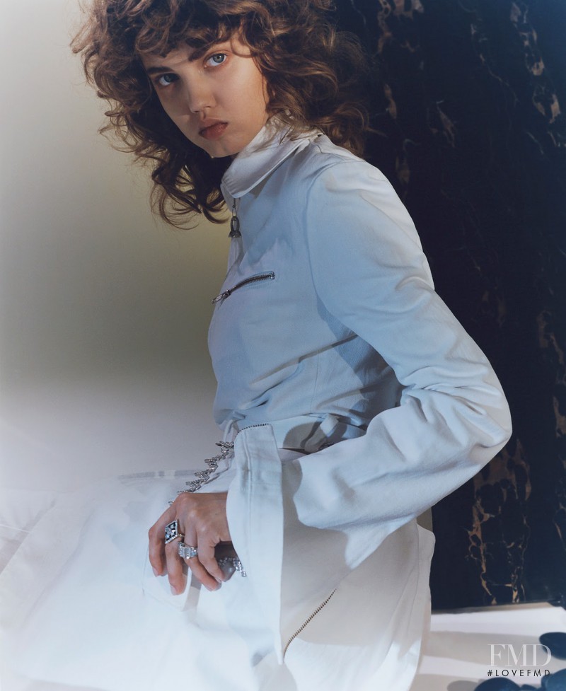 Lindsey Wixson featured in Lindsey Wixson, September 2015