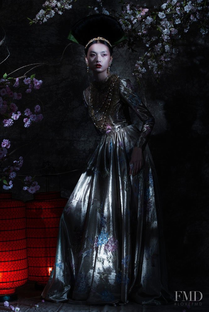 Ling Yue Zhang featured in A Faded Dream of A Vampire, October 2014