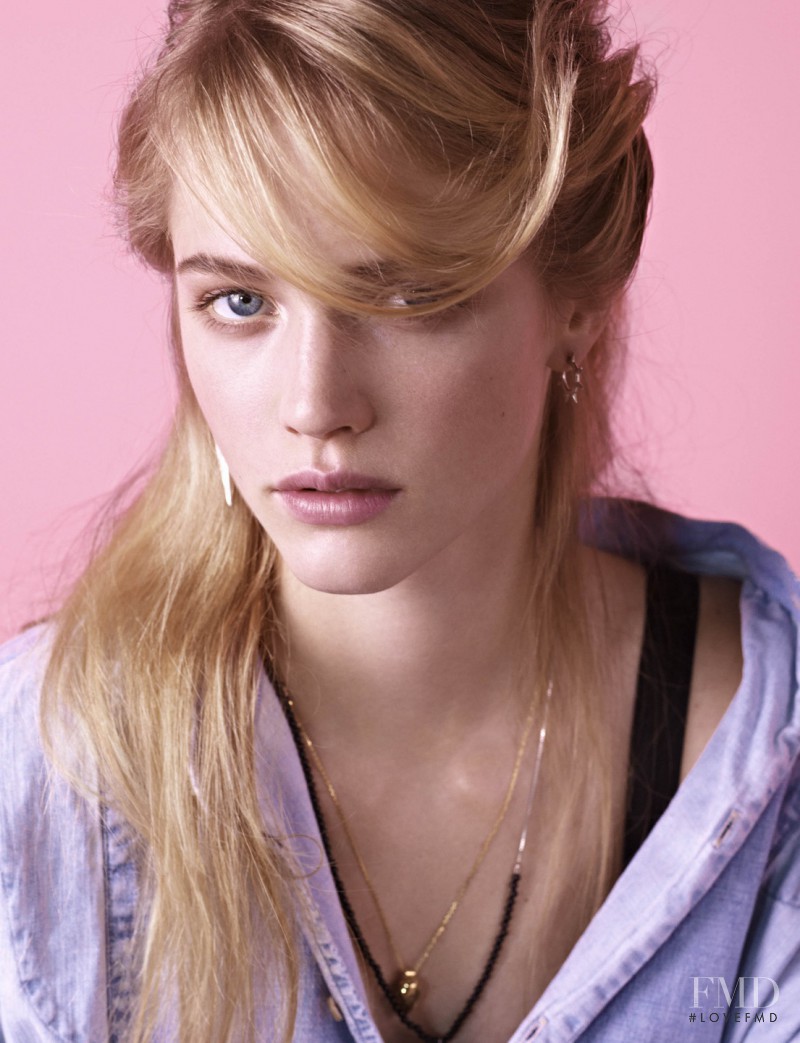 Hanna Wahmer featured in West Urbano, February 2012