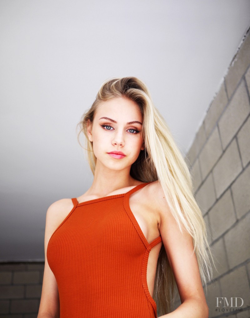 Scarlett Leithold featured in Scarlett Leithold, April 2015