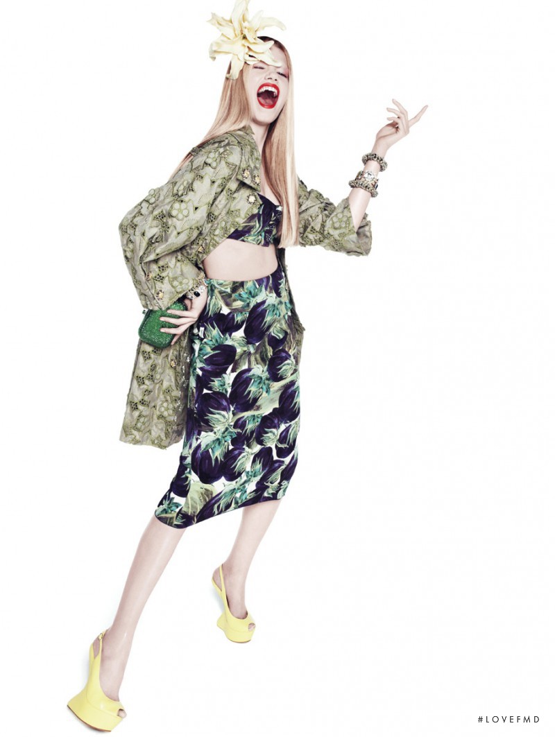 Hailey Clauson featured in Tropical Flowers, April 2012