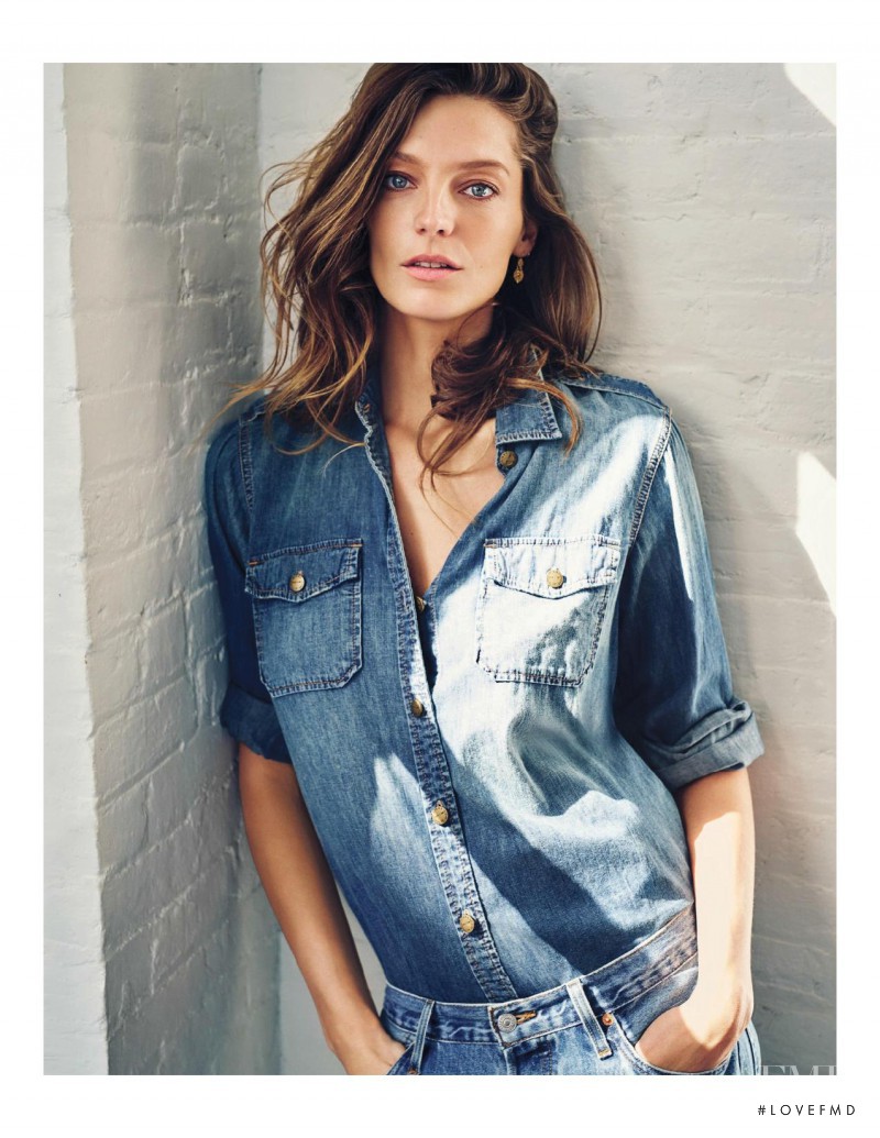 Daria Werbowy featured in Elle a PassÃ© tant d\'heures sous les sunlights, October 2016