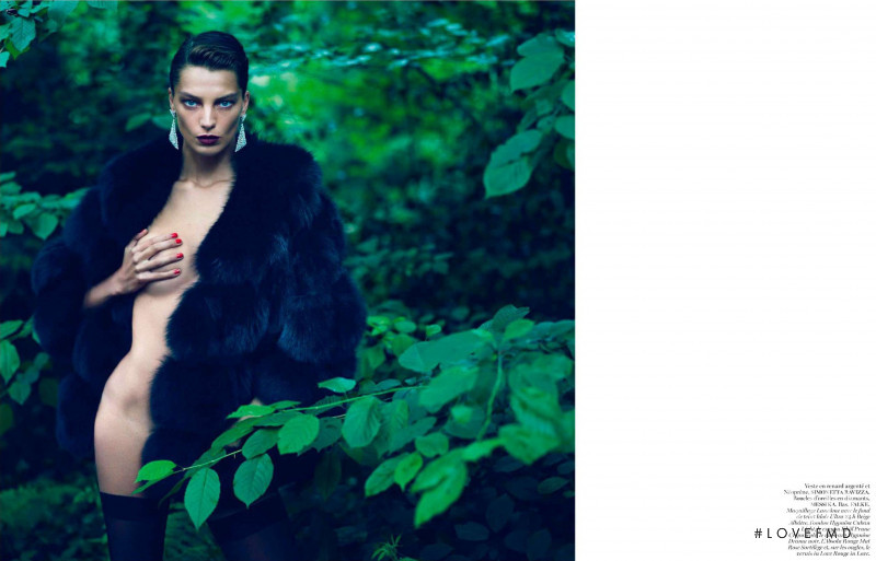 Daria Werbowy featured in Le Noir, September 2012