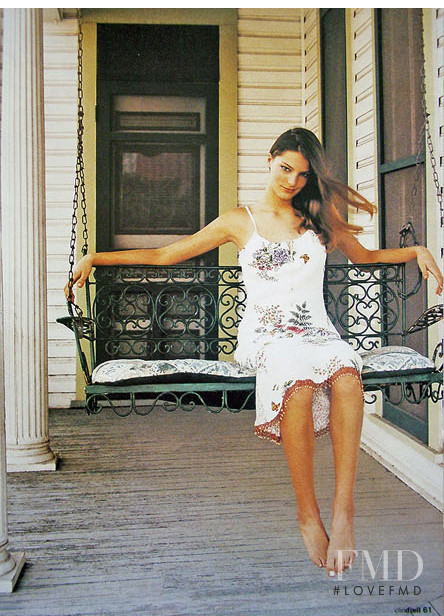 Daria Werbowy featured in Belle pour une chanson, August 2000