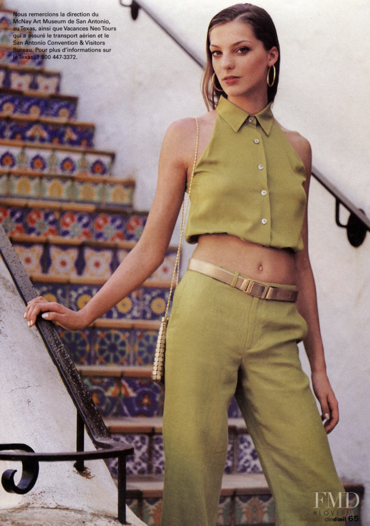 Daria Werbowy featured in Parlons Chiffons, April 2001