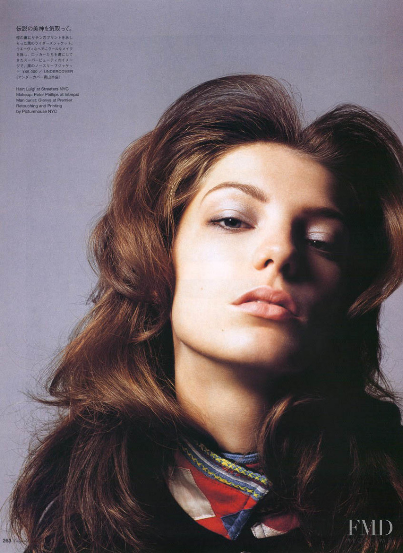 Daria Werbowy featured in Different Strokes, June 2003