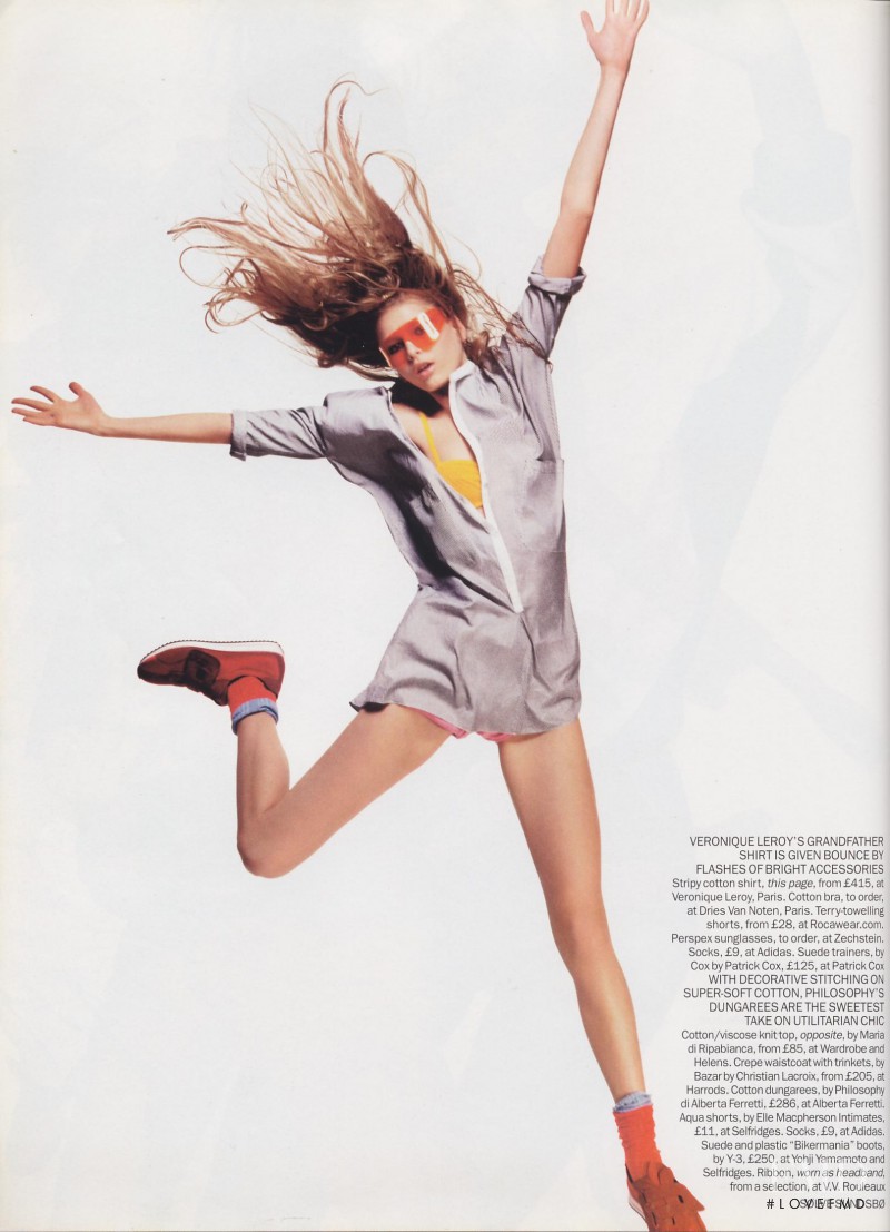 Daria Werbowy featured in Jump to the Beat, July 2003