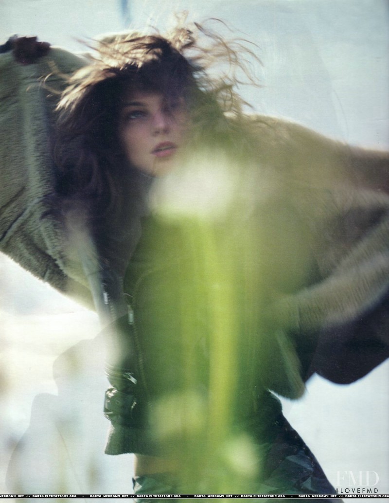 Daria Werbowy featured in Sweet Tartan, July 2003