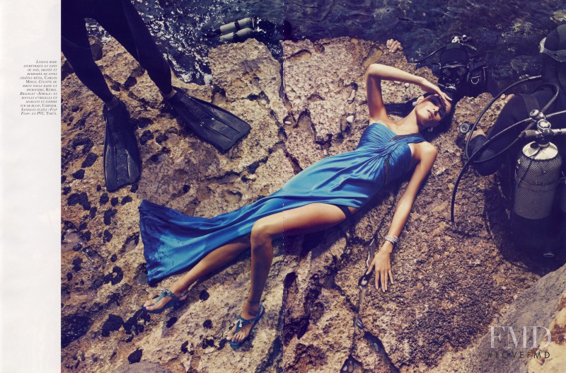 Isabeli Fontana featured in L’heure bleue, June 2010