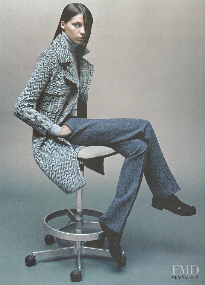 Daria Werbowy featured in En Vogue, October 2003