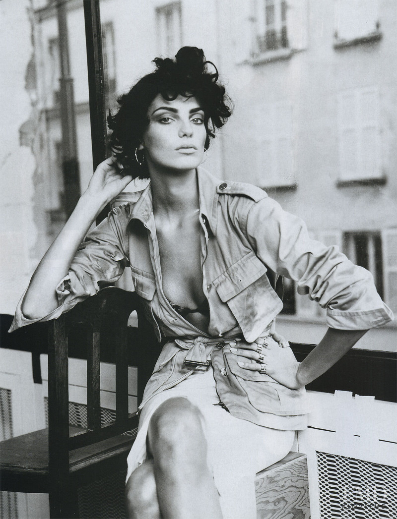 Daria Werbowy featured in Viva Ava, March 2004