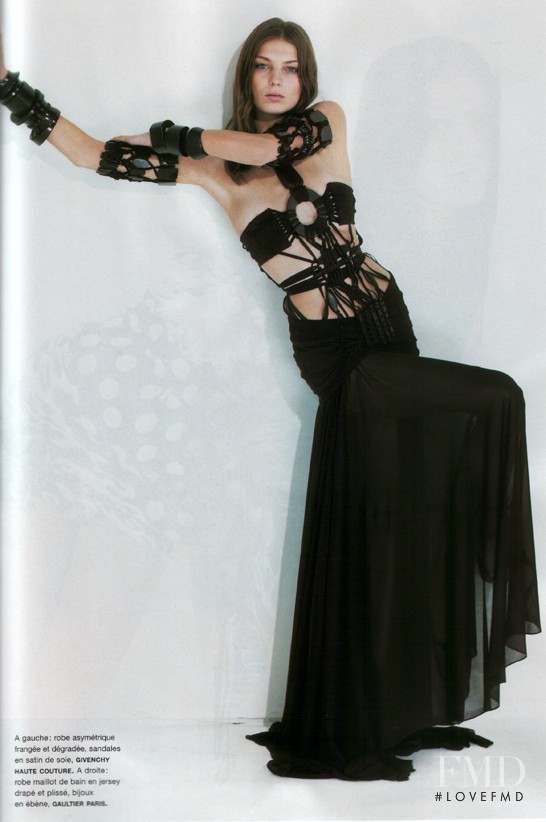Daria Werbowy featured in La Couture, March 2004