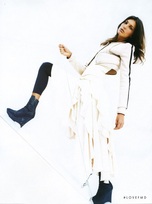 Daria Werbowy featured in Out of All Proportion, September 2004