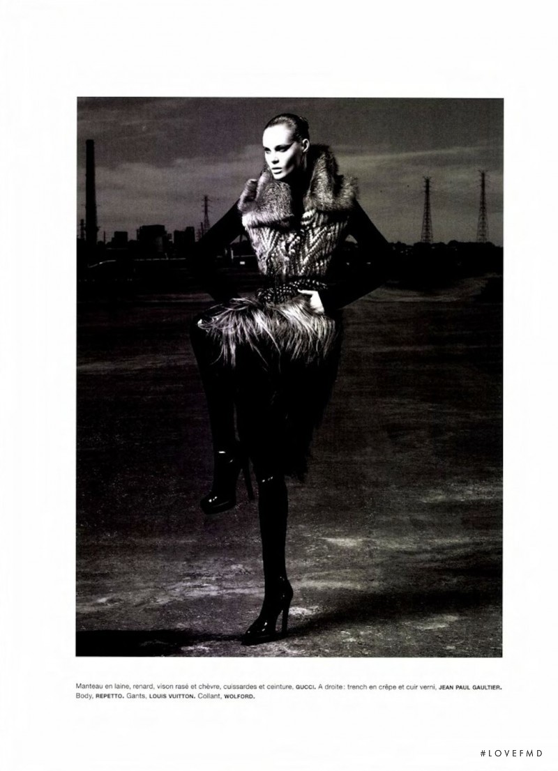 Julia Ivanyuk featured in L\'aigle noir, October 2011