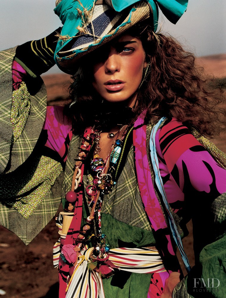 Daria Werbowy featured in Road to Marrakech, January 2005