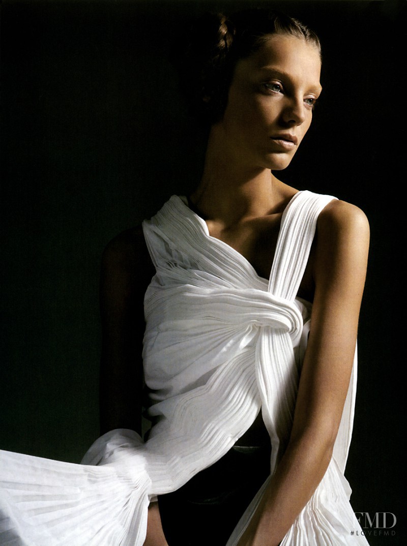 Daria Werbowy featured in The New Romantic, February 2005