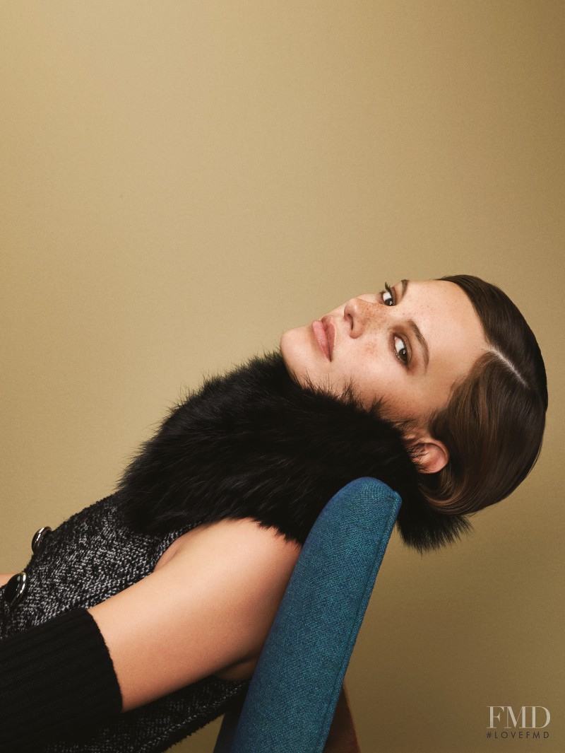 Amanda Murphy featured in Retro Glam, November 2016