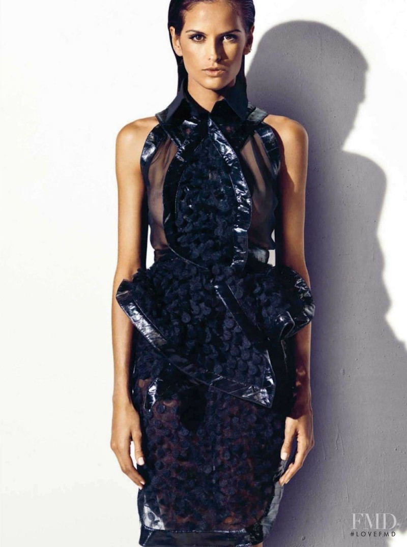 Izabel Goulart featured in Sol y Sombra, April 2012