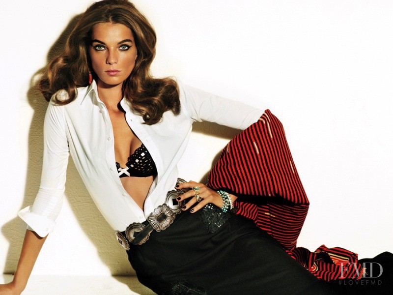 Daria Werbowy featured in Ave Maria, January 2010