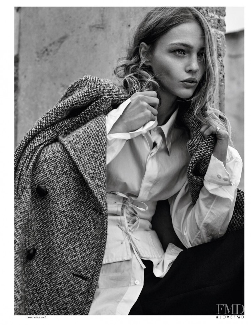 Sasha Pivovarova featured in Tailleurs pour filles, November 2016