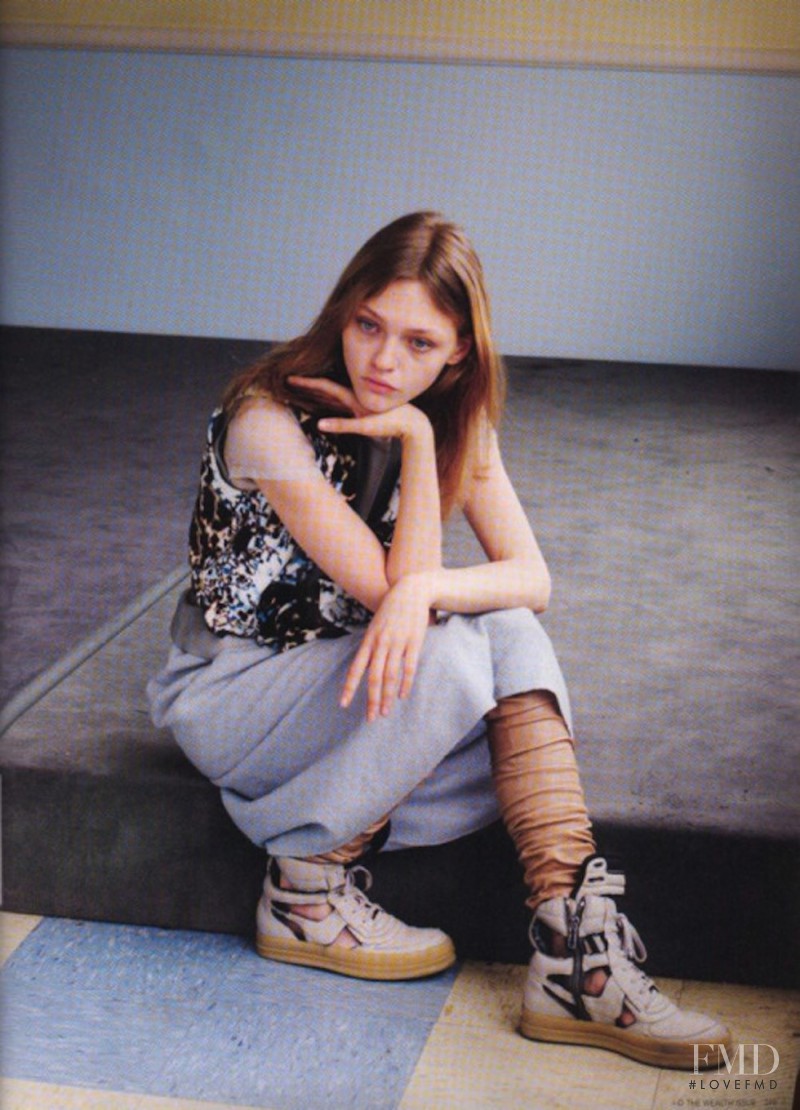 Sasha Pivovarova featured in Sasha Pivovarova, September 2006