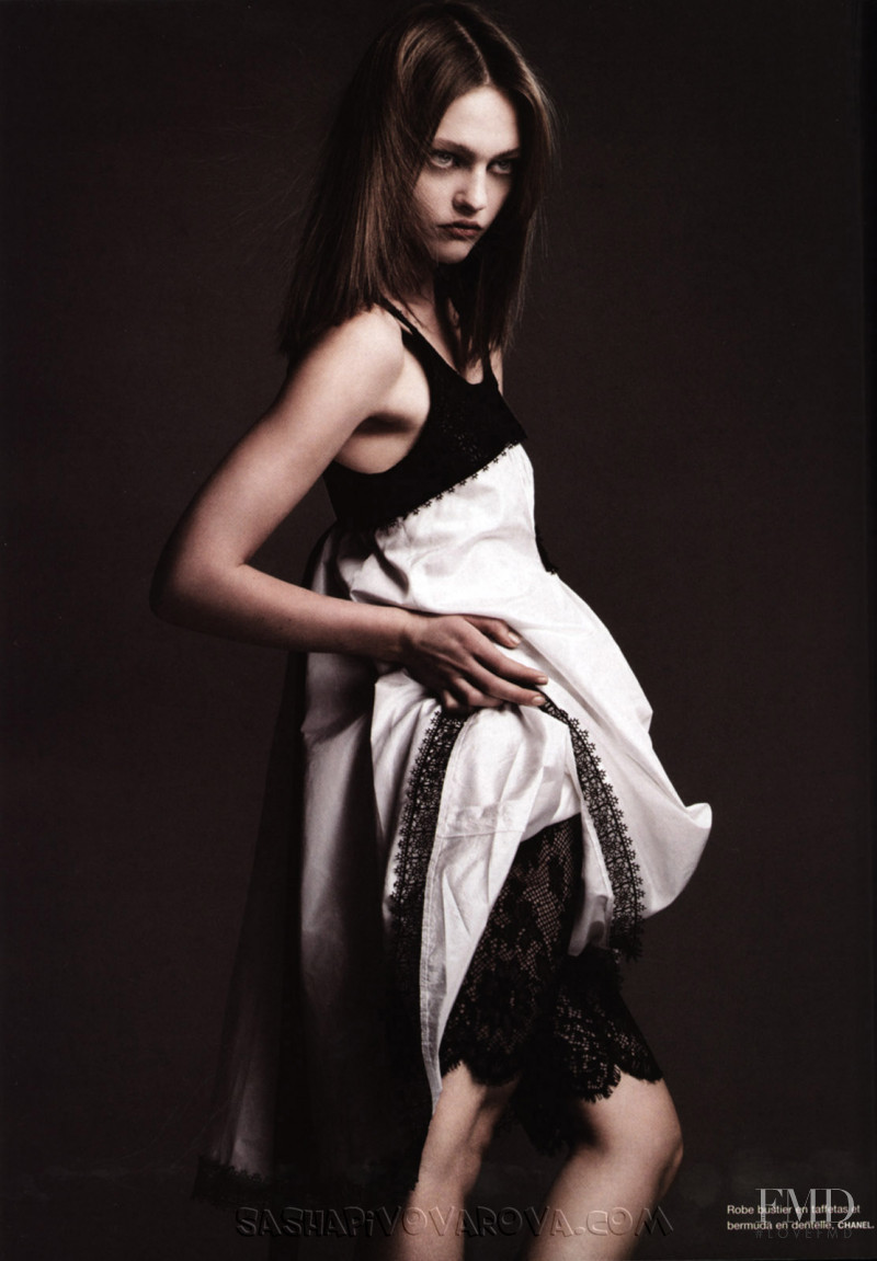 Sasha Pivovarova featured in Sasha Pivovarova, May 2006