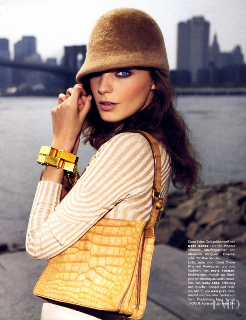 Daria Werbowy featured in Show Off, November 2007