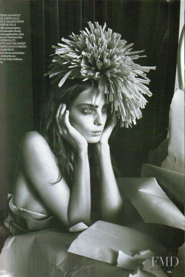 Daria Werbowy featured in The New New Look, June 2007