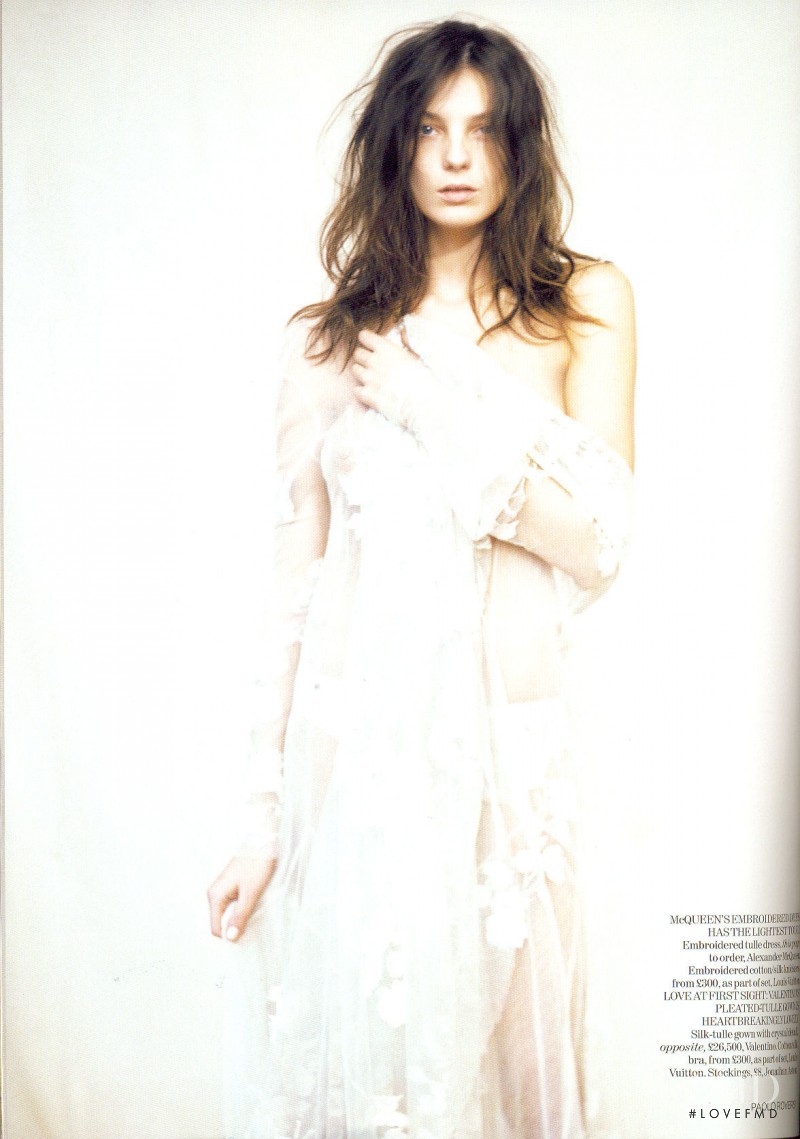 Daria Werbowy featured in True Romance, May 2007