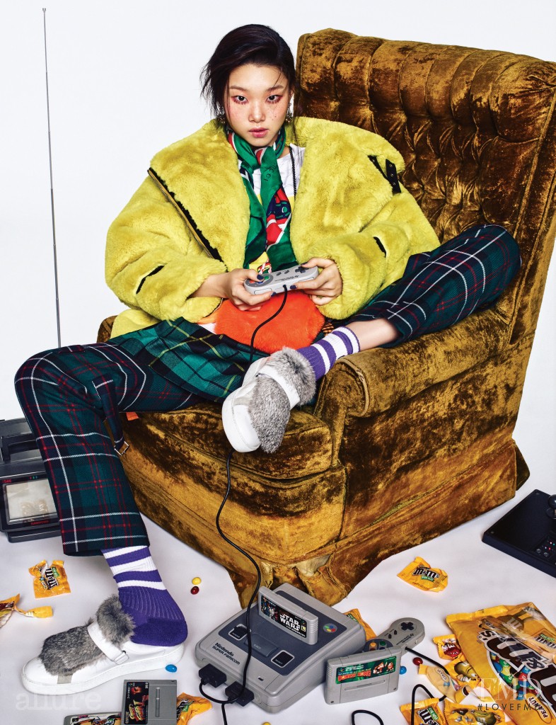 Yoon Young Bae featured in Bae Yoon Young, January 2017