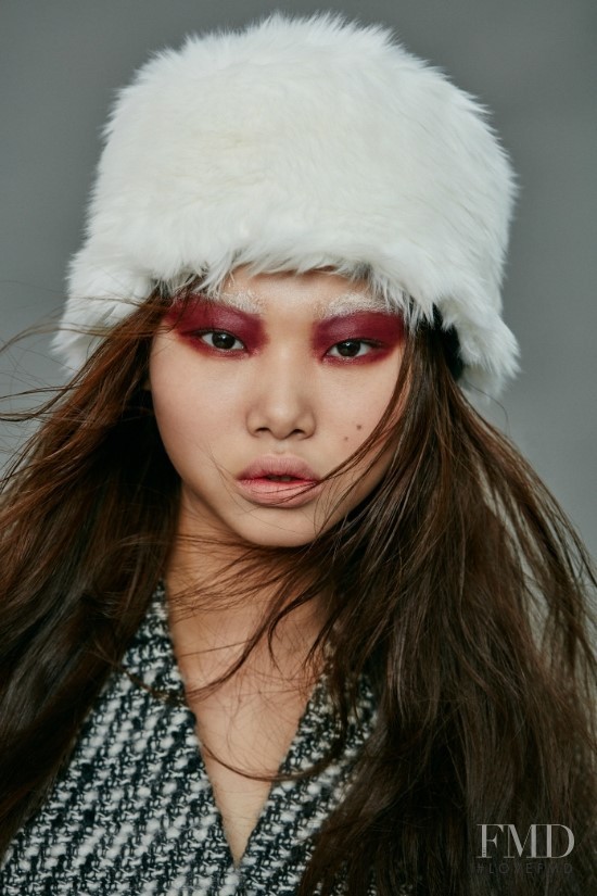 Yoon Young Bae featured in Beauty, January 2016