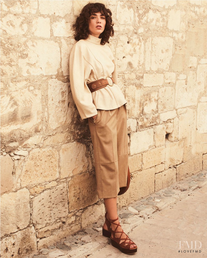 Steffy Argelich featured in Piece Of The Season: Pants, November 2016