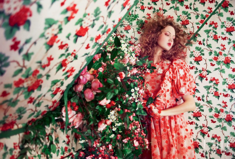 Lindsey Wixson featured in Gather Ye Rosebuds While Ye May, May 2017
