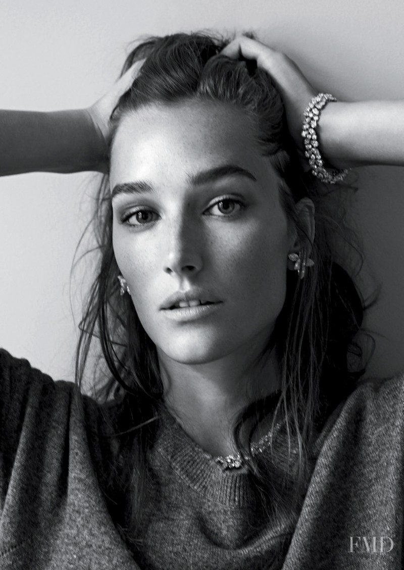 Joséphine Le Tutour featured in JosÃ©phine, December 2016