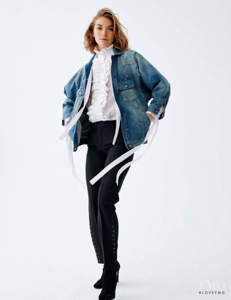 Arizona Muse featured in Tendre Est Le Jean, April 2017