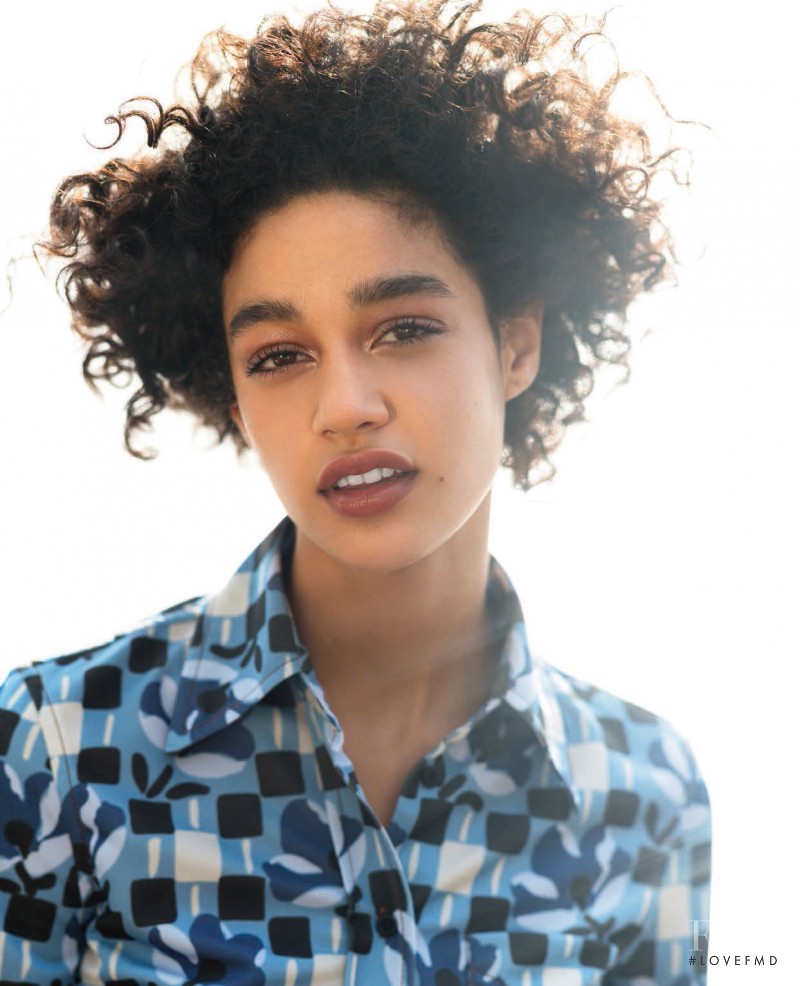 Damaris Goddrie featured in In High Tide Or Low Tide. I\'ll Be By Your Side, May 2017