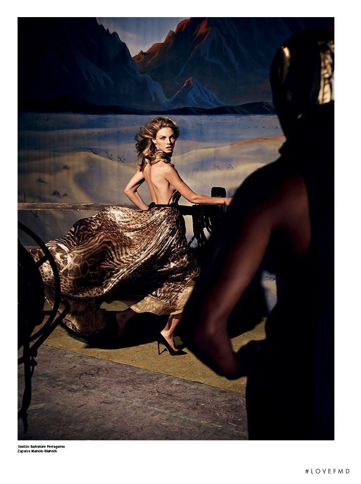 Angela Lindvall featured in El Santo, March 2012