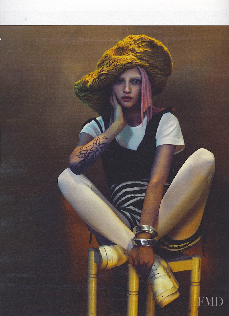 Sasha Pivovarova featured in Wild Roses, September 2007