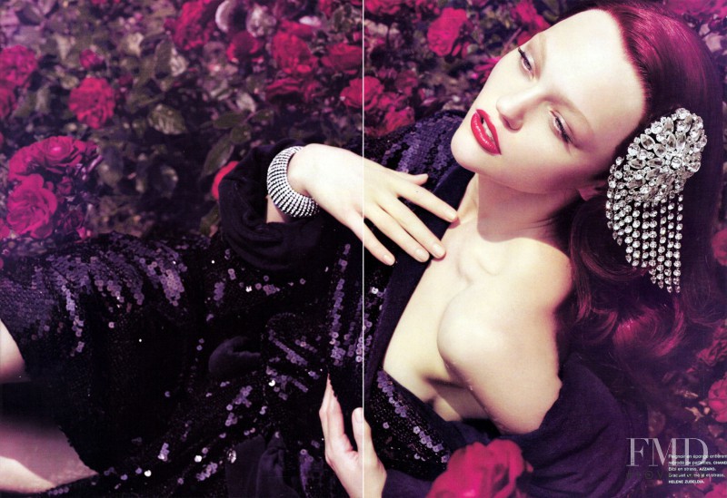 Sasha Pivovarova featured in I\'m just drawn like that, September 2007