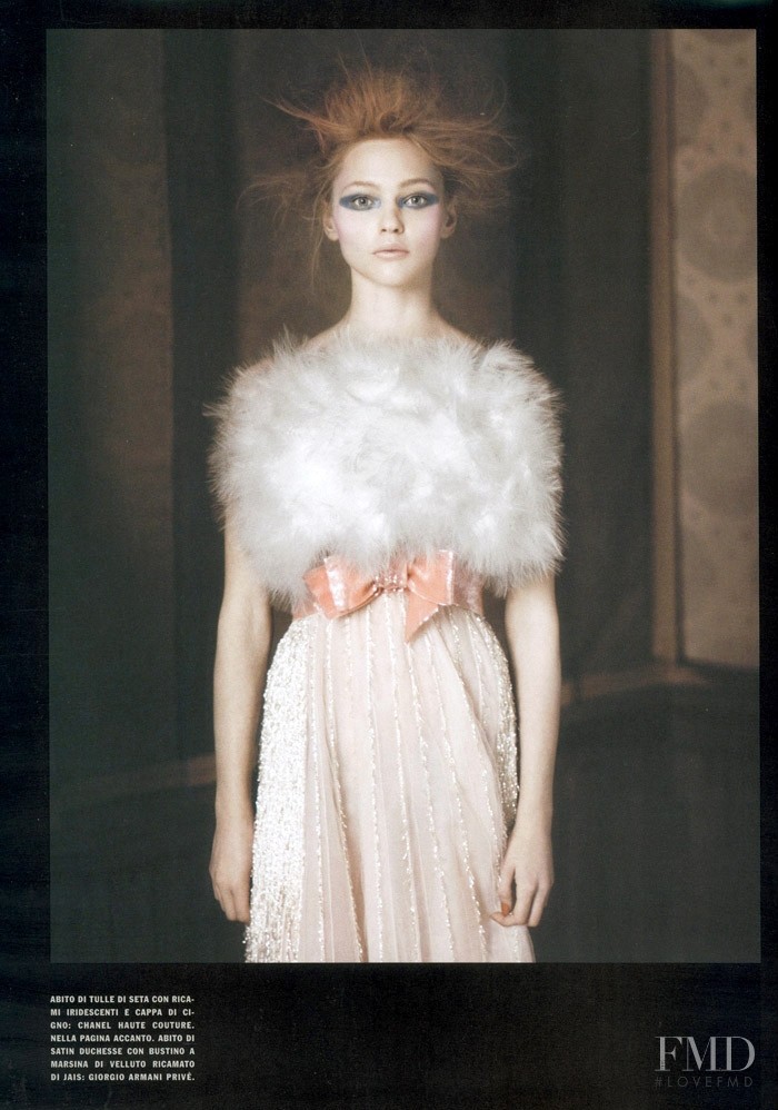 Sasha Pivovarova featured in Couture memoirs, September 2007