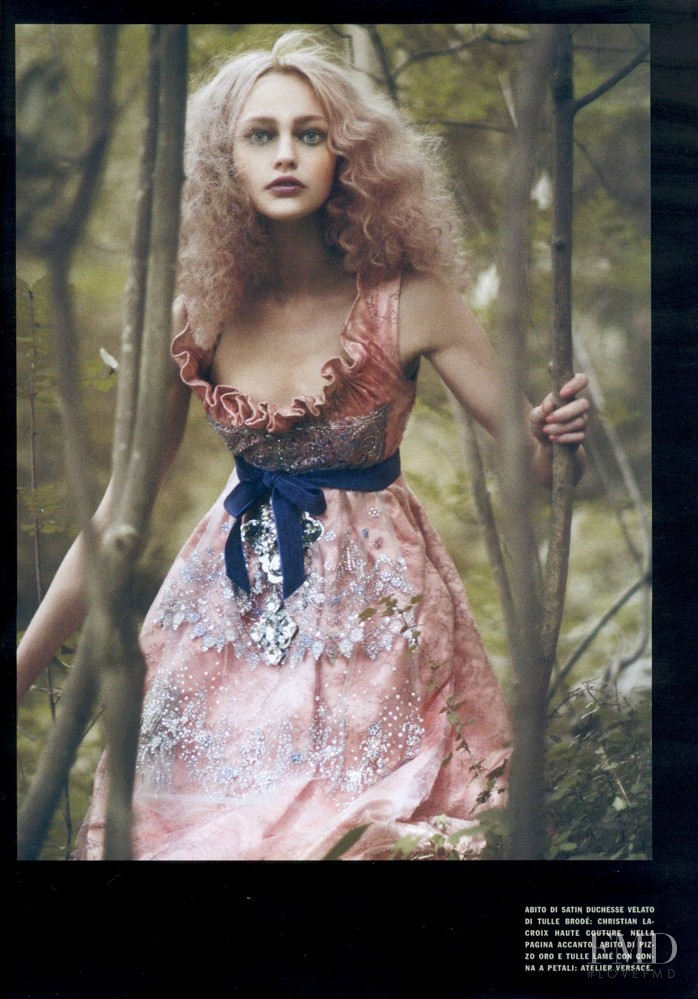 Sasha Pivovarova featured in Couture memoirs, September 2007