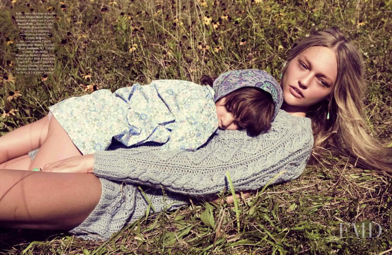 Sasha Pivovarova featured in  Un dimanche à la campagne, November 2010