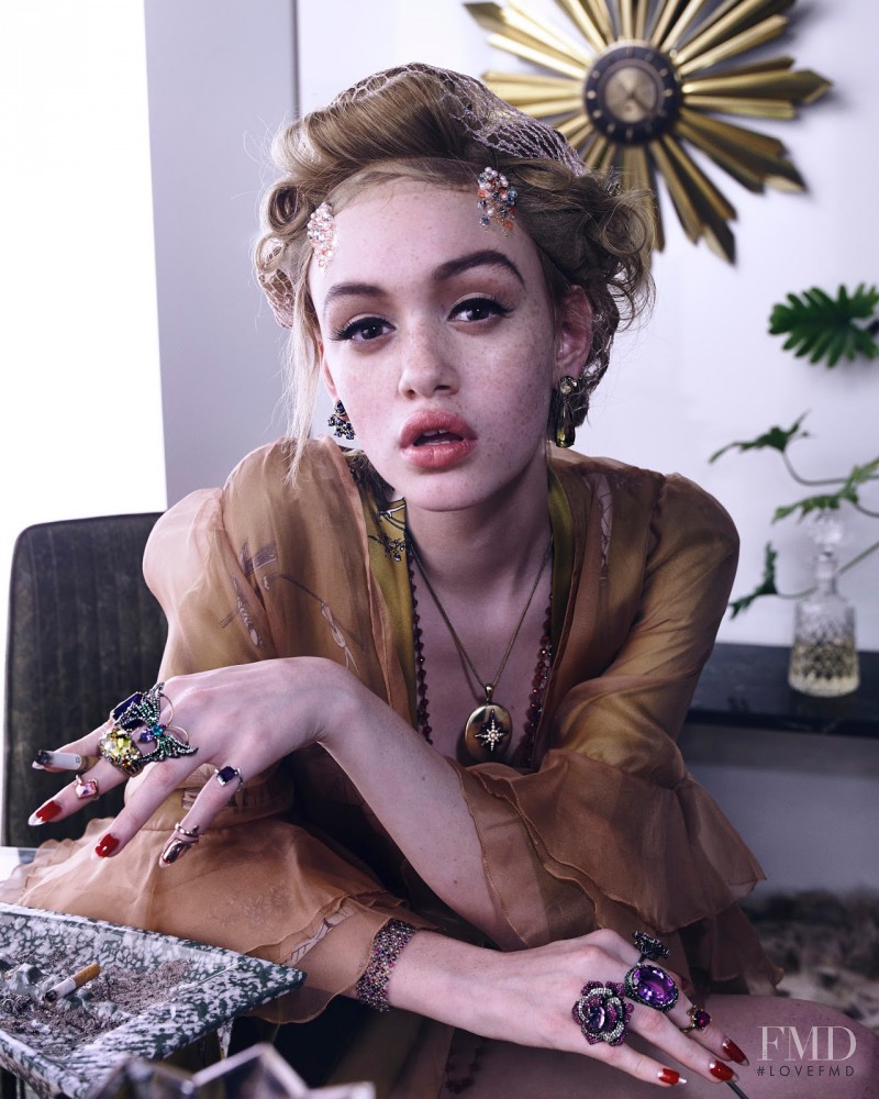 Rhiannon McConnell featured in Hollywood Girl, January 2016