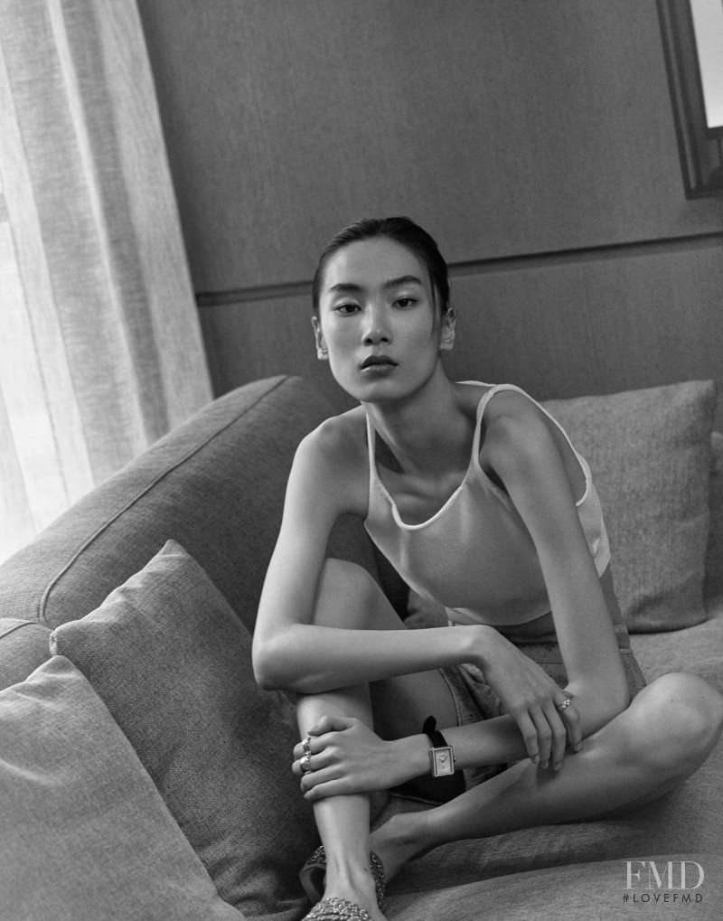 Dongqi Xue featured in Close to You, January 2017