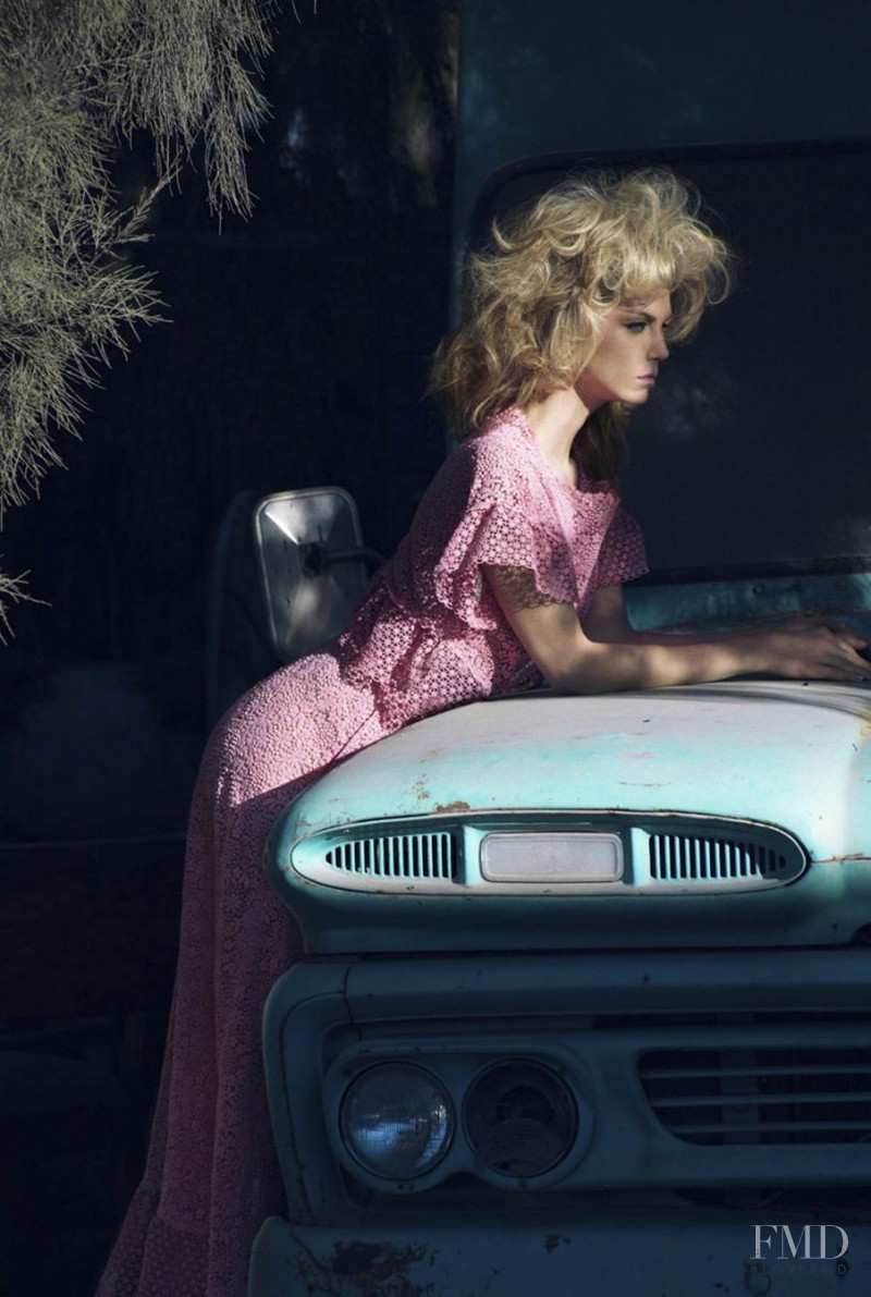 Angela Lindvall featured in Oiseaux De Paradis, April 2012