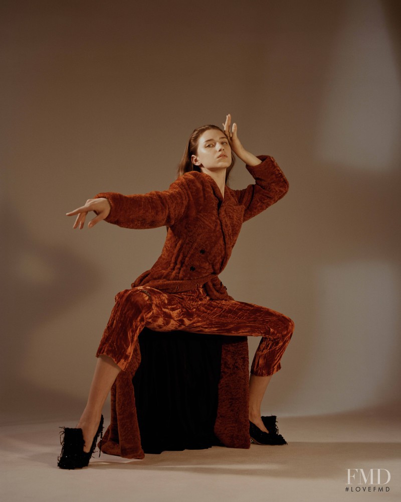 Sofia Tesmenitskaya featured in Strike A Pose In Fall\'s Top Trends, October 2016