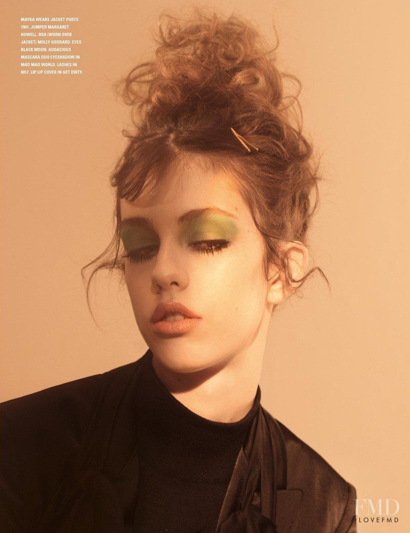 Mayka Merino featured in You best leave as much as you can, June 2016