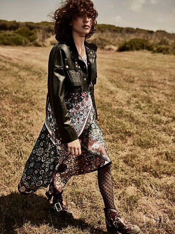 Steffy Argelich featured in Steffy Argelich, September 2016